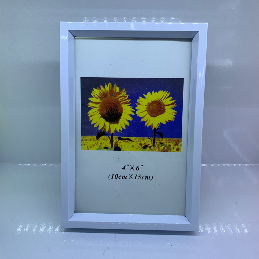 White PVC Color Plastic Photo Frame Studio Table-Top Picture Frame Photo Wall Customization Plastic Photo Frame of Various Sizes White PVC Color Plastic Photo Frame Studio Table-Top Picture Frame Photo Wall Customization Plastic Photo Frame of Various Sizes