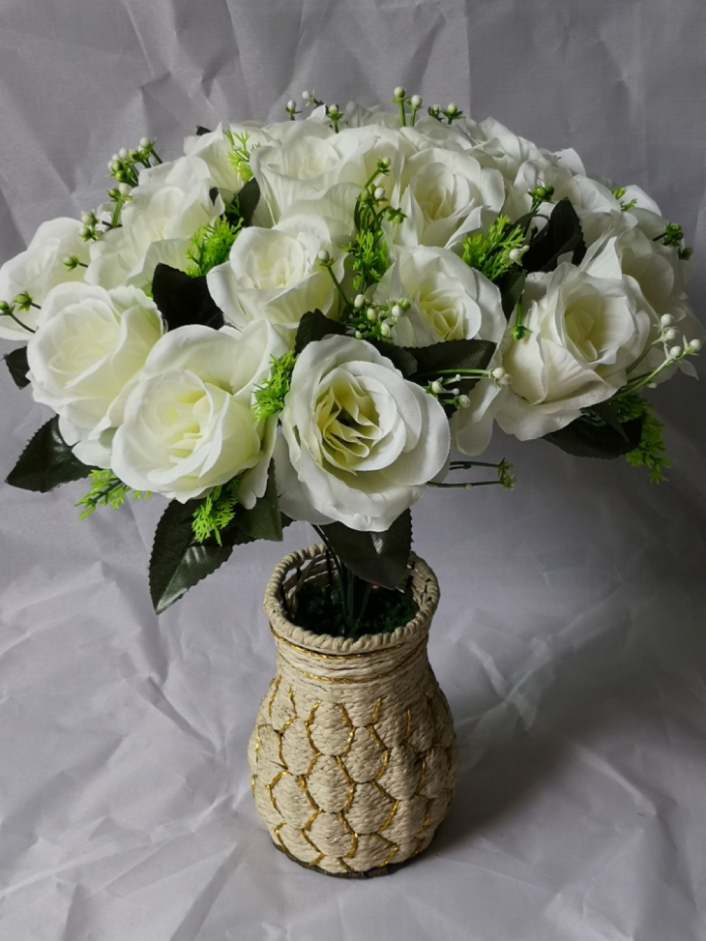 Artificial Flower Bridal Bouquet Silk Flower Wedding Flower for Wedding Opening Ceremony Home Decoration Artificial Flower Bridal Bouquet Silk Flower Wedding Flower for Wedding Opening Ceremony Home Decoration