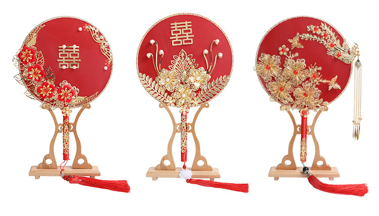 Finished Gift Box Ancient Style Bride Circular Fan Chinese Classical Wedding Xiuhe Clothing Bridal Bouquet Fan Photography Props