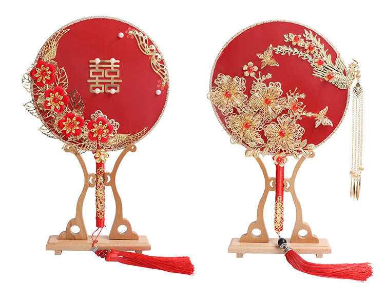 Finished Gift Box Ancient Style Bride Circular Fan Chinese Classical Wedding Xiuhe Clothing Bridal Bouquet Fan Photography Props