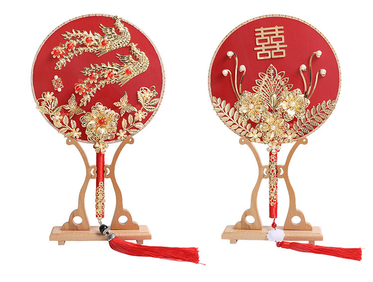 Finished Gift Box Ancient Style Bride Circular Fan Chinese Classical Wedding Xiuhe Clothing Bridal Bouquet Fan Photography Props