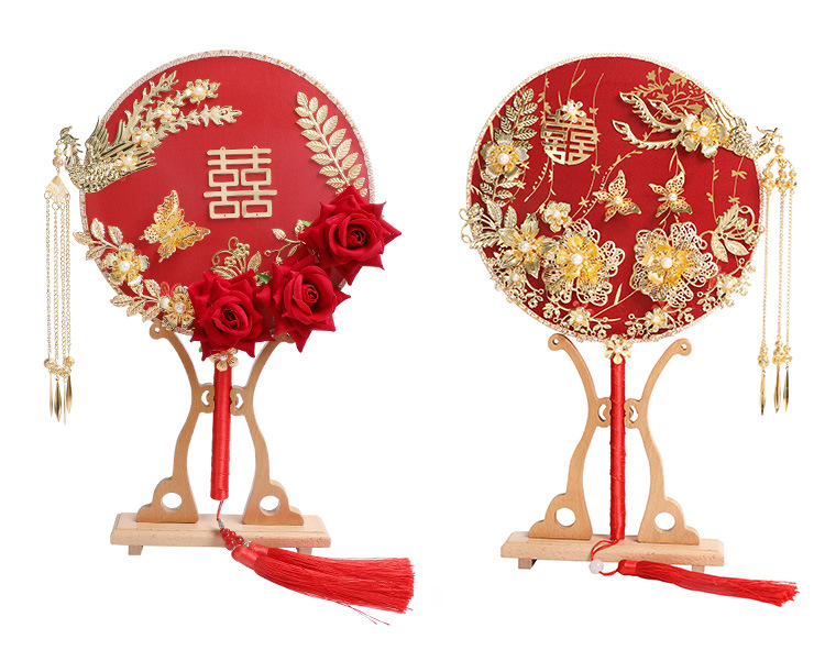 Finished Gift Box Ancient Style Bride Circular Fan Chinese Classical Wedding Xiuhe Clothing Bridal Bouquet Fan Photography Props