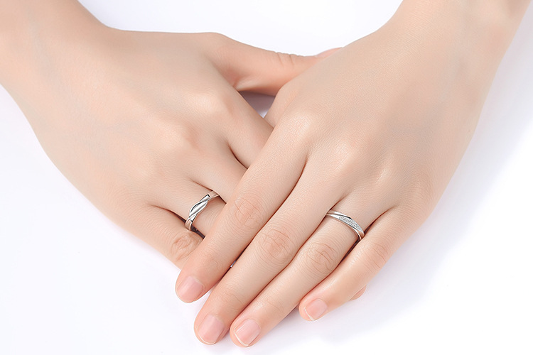 Couple Ring Men and Women Couple Rings Simulation Diamond Ring Open Zircon Ring Classic Ring Wholesale Jewelry Factory TikTok
