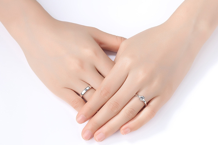 Couple Ring Men and Women Couple Rings Simulation Diamond Ring Open Zircon Ring Classic Ring Wholesale Jewelry Factory TikTok