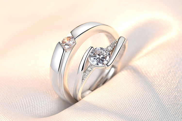 Couple Ring Pair Men and Women Simple Fashion Temperament Korean Style Crown Zircon Couple Rings Opening Wedding Simulation Diamond Ring