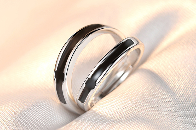Couple Ring Pair Men and Women Simple Fashion Temperament Korean Style Crown Zircon Couple Rings Opening Wedding Simulation Diamond Ring