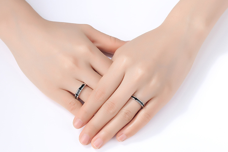 Couple Ring Pair Men and Women Simple Fashion Temperament Korean Style Crown Zircon Couple Rings Opening Wedding Simulation Diamond Ring