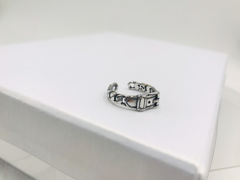Men's Cool Ring Personality Vintage Ring Men's and Women's Rings Couple Rings All-Match Jewelry Imitation Silver Modeling Ring Open-End Men's Cool Ring Personality Vintage Ring Men's and Women's Rings Couple Rings All-Match Jewelry Imitation Silver Modeling Ring Open-End