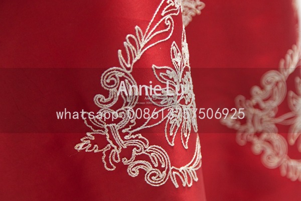 Festive Chinese Red Series Chameleon Three-Dimensional Embroidered Flower Custom Fashion Wedding Hotel Decorative Tablecloth Chair Cover