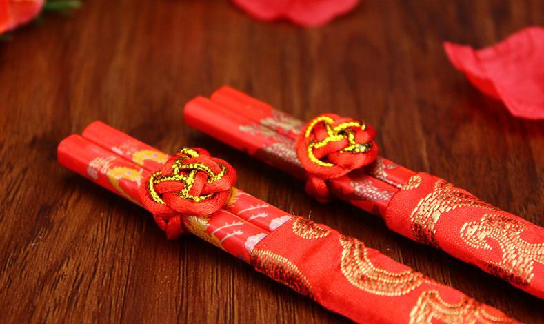 Children Prosperity Brought by the Dragon and the Phoenix Bamboo Chopsticks Wedding Couple Chopsticks Wedding Chopsticks