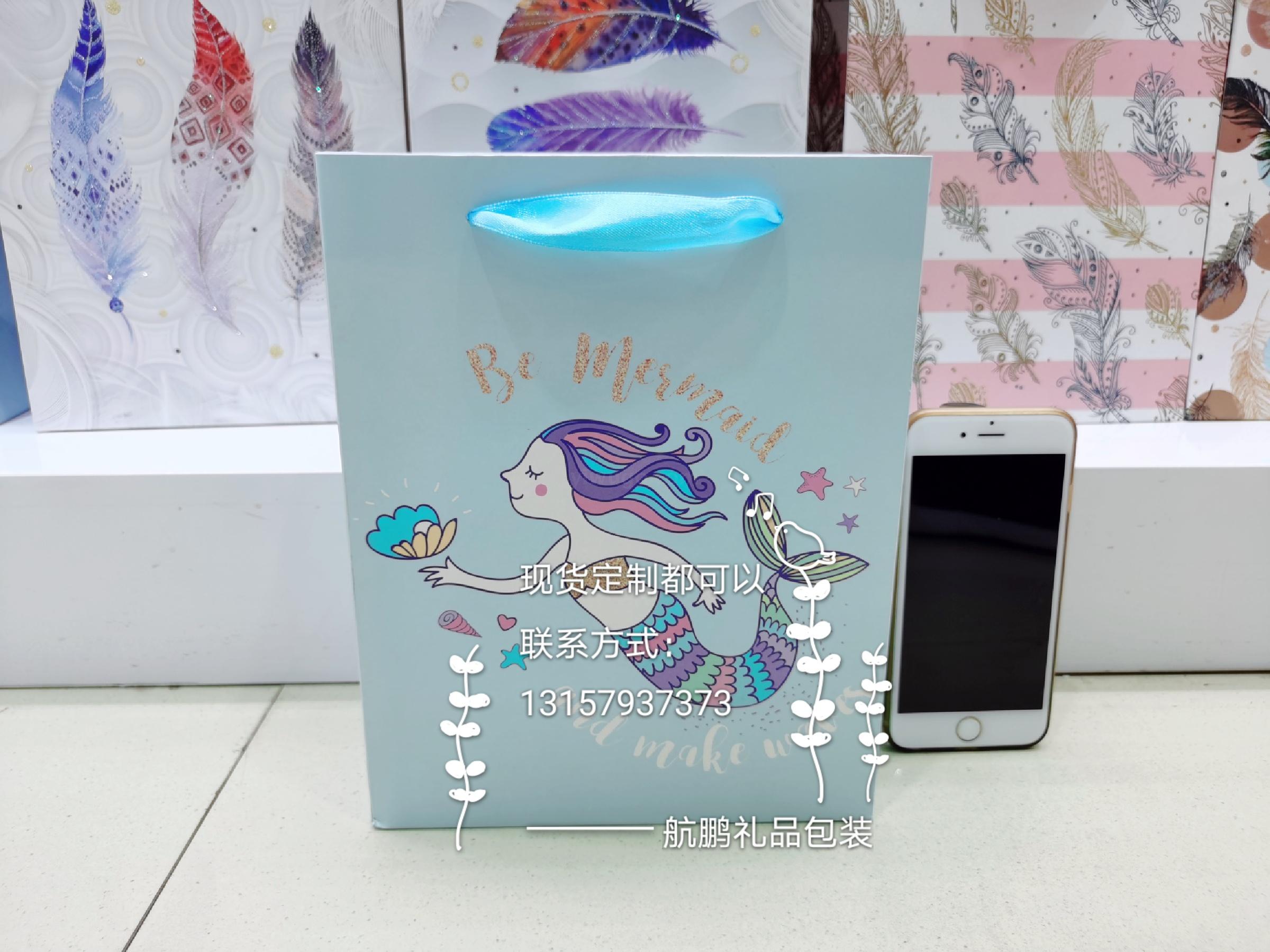 Spot new mermaid themed party baby birthday gift bag wedding bag mermaid hand gift bag back into the gift bag