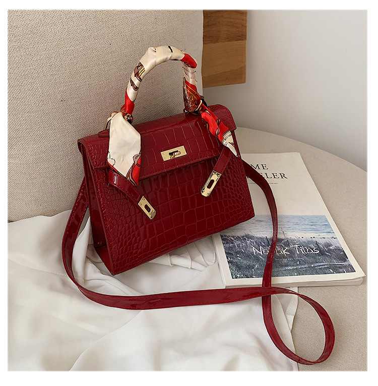 Bride Engagement Gift Red Wedding Bag Women's 2020 New Handbag Net Red Bag wedding Bag Bride Engagement Gift Red Wedding Bag Women's 2020 New Handbag Net Red Bag wedding Bag