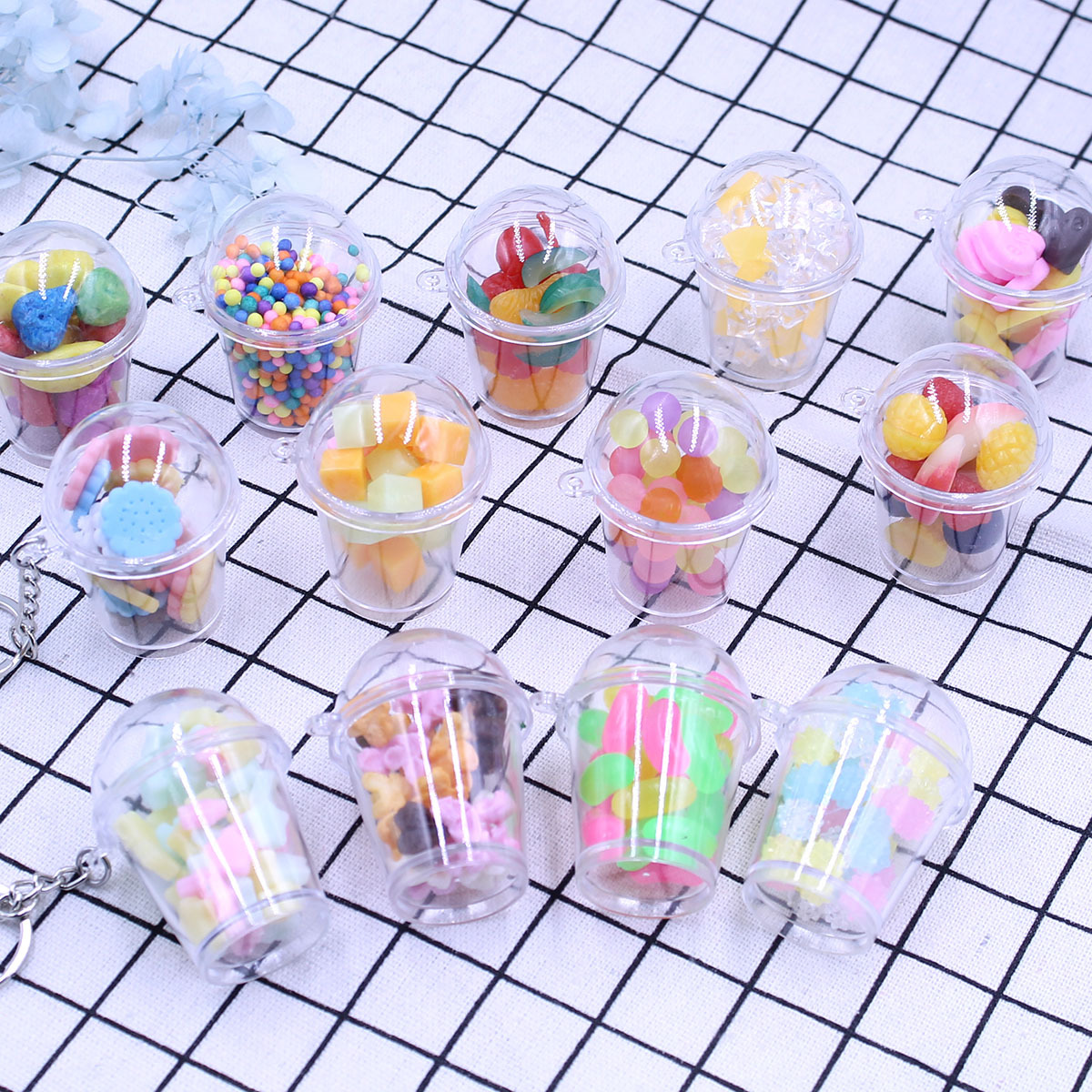 Creative Transparent Confectionery Cup Keychain Colorful Ice Cube XINGX Fruit Popcorn Box Pendant Bag Decorations Creative Transparent Confectionery Cup Keychain Colorful Ice Cube XINGX Fruit Popcorn Box Pendant Bag Decorations