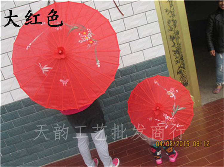 Tianyun Craft Umbrella Wholesale Photography Wedding Props Ceiling Decoration Dancing Handmade Umbrella Classical Silk Cloth Dance Umbrella