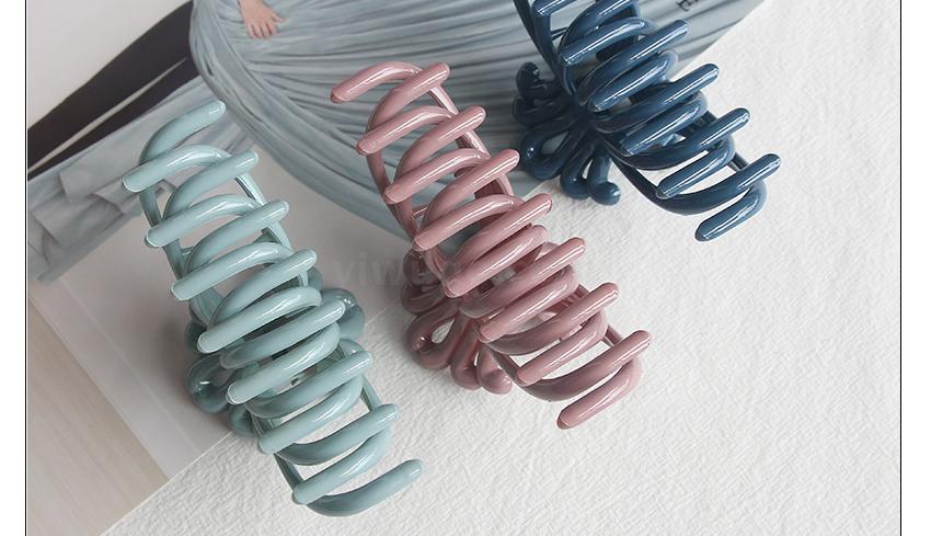 Large Japanese and Korean Plastic clip Classic hair clip bottom clip Women's Dish hair manufacturers direct shower clip Accessories wholesale Large Japanese and Korean Plastic clip Classic hair clip bottom clip Women's Dish hair manufacturers direct shower clip Accessories wholesale