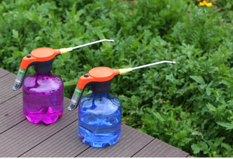 Nanye Multi-Function Electric Sprayer Gardening Watering Sprinkling Can Household Small Plastic sprayer