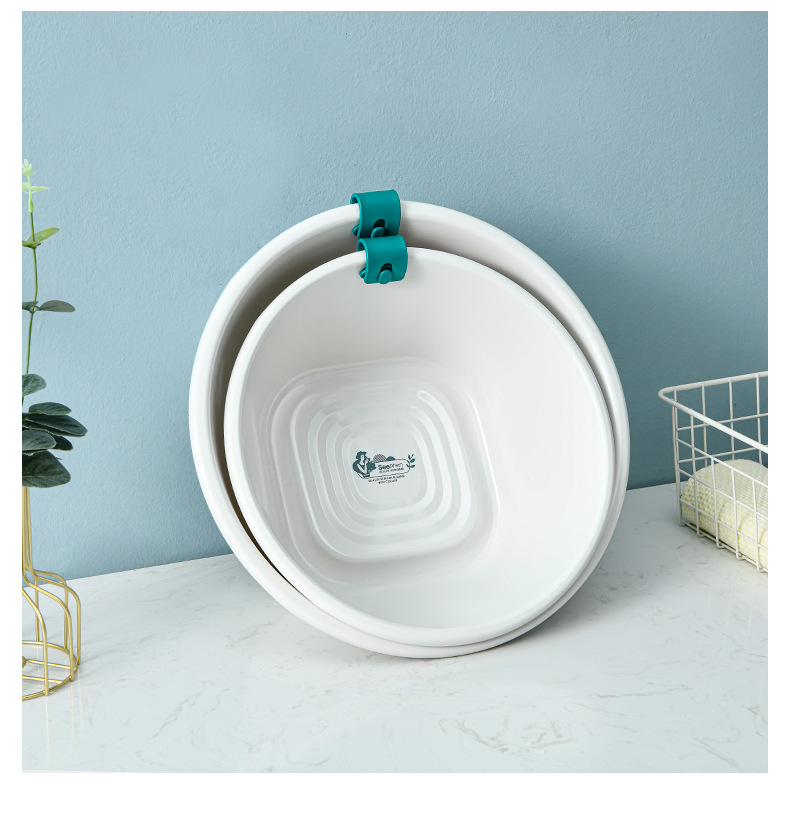 Factory Direct Sales Home Creative Simple Washbasin Extra Thick Band Ear Wall Hanging Washbasin for Student Dormitory Plastic Basin