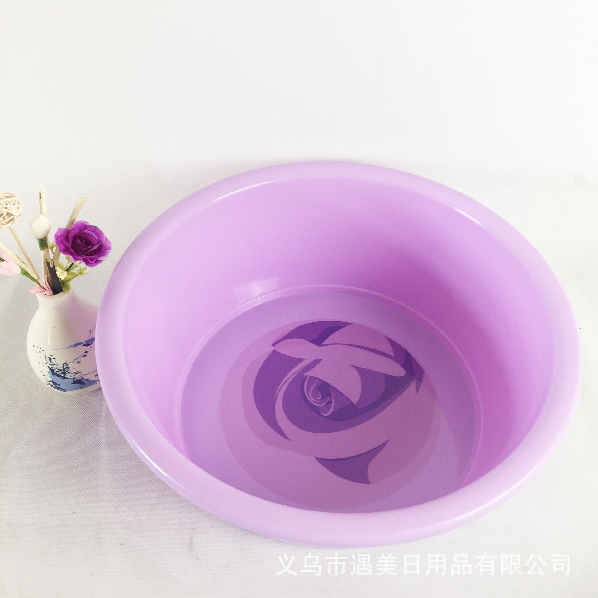 Factory Direct Sales New Creative Household Circular Plastic Basin Washbasin Laundry Basin Washing Basin Storage Pot