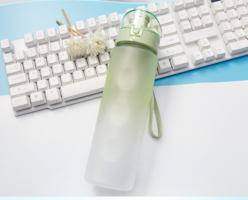 Outdoor Sports Cup Large Capacity Plastic Cup Creative Portable Sports Kettle Fashion Gradient Cup Wholesale Gift