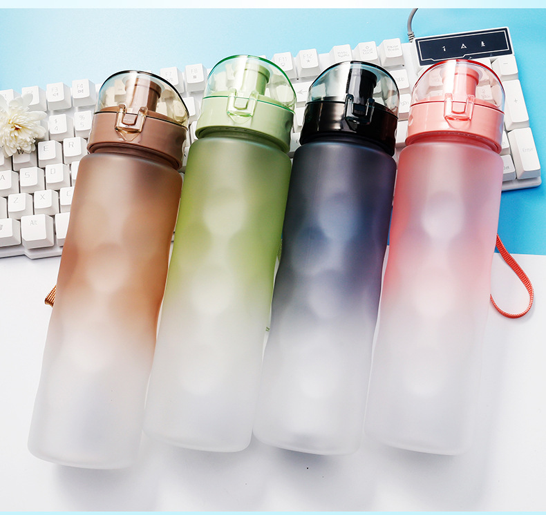 Outdoor Sports Cup Large Capacity Plastic Cup Creative Portable Sports Kettle Fashion Gradient Cup Wholesale Gift