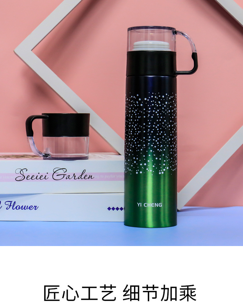 The new 2020 Star Cup a large straight bodied portable is suing sports Cup with a lid is a stainless steel vacuum Cup