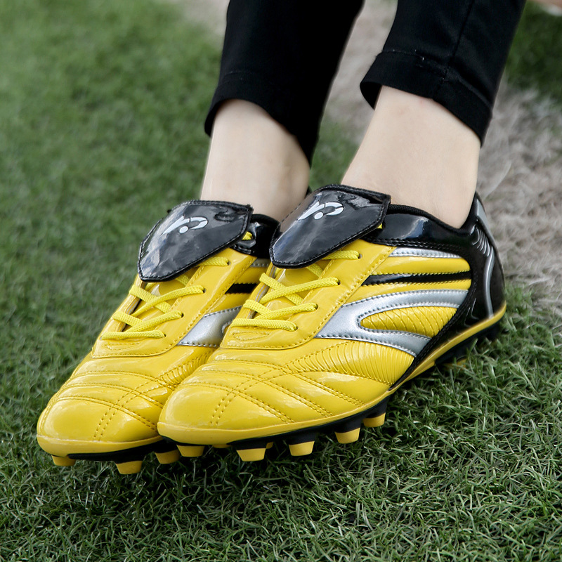 Shoes Male and Female Primary and Secondary School Growth Shredded Rubber Training Artificial Lawn Generation Hair Shoes Male and Female Primary and Secondary School Growth Shredded Rubber Training Artificial Lawn Generation Hair