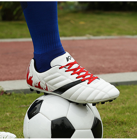 Shoes Male and Female Primary and Secondary School Growth Shredded Rubber Training Artificial Lawn Generation Hair Shoes Male and Female Primary and Secondary School Growth Shredded Rubber Training Artificial Lawn Generation Hair