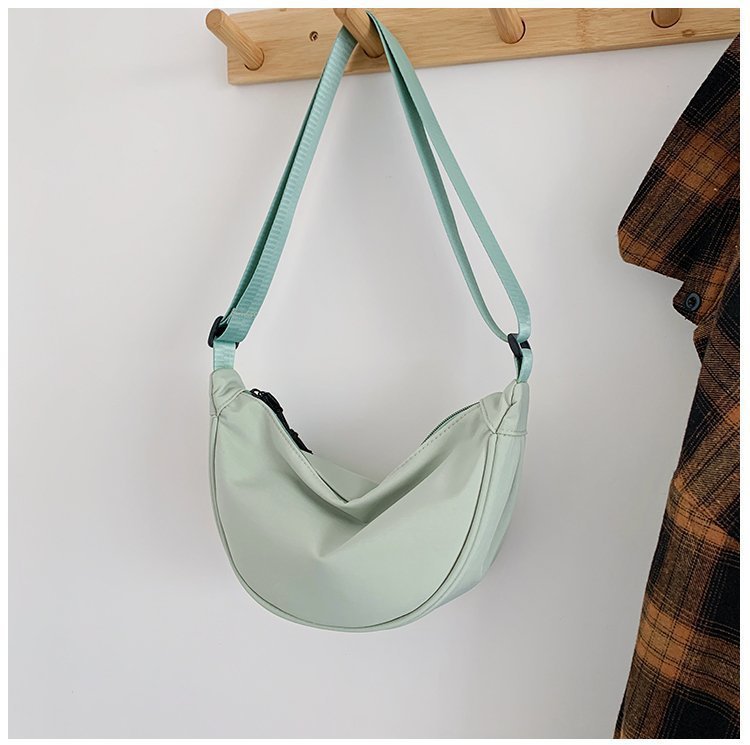2021 Spring New Fashion Waist Bag Sports Bag Large Capacity Waterproof Bag Men and Women Simple Bag