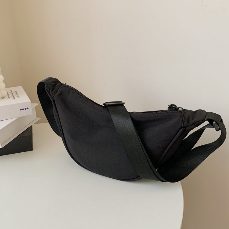 2021 Spring New Fashion Waist Bag Sports Bag Large Capacity Waterproof Bag Men and Women Simple Bag