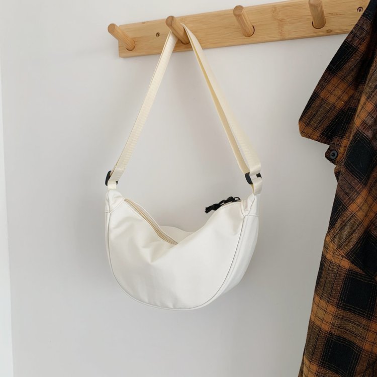 2021 Spring New Fashion Waist Bag Sports Bag Large Capacity Waterproof Bag Men and Women Simple Bag