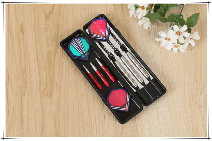 The 18 g alloy safety darts competition is a professional needle - resistant and durable flying mark