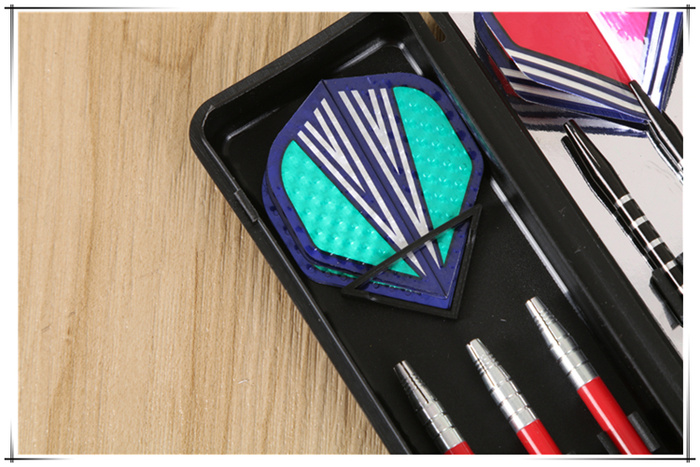 The 18 g alloy safety darts competition is a professional needle - resistant and durable flying mark