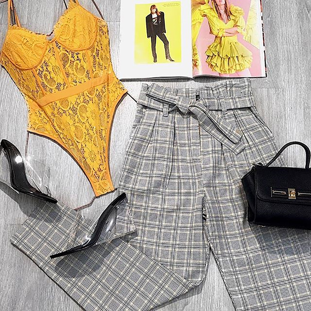 AliExpress 2019 Summer New Women's Sexy Lace Eyelashes Taste Push-up Underwear Bottoming One-Piece Suit 4048