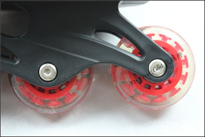 Flying over the God of the ice skates wholesale children's skates, skates, skates, roller skates