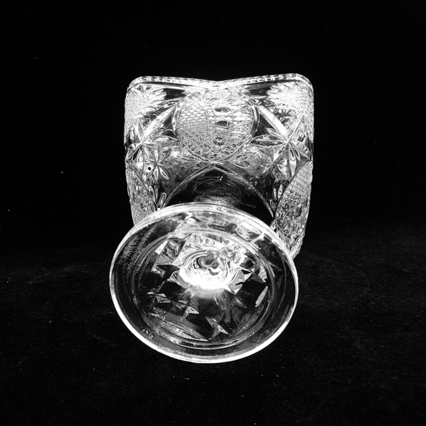 Spot Supply Crystal Glass Goblet Juice Cup Ice Cream Cup Home Storage Collection Furnishings Ornaments Spot Supply Crystal Glass Goblet Juice Cup Ice Cream Cup Home Storage Collection Furnishings Ornaments