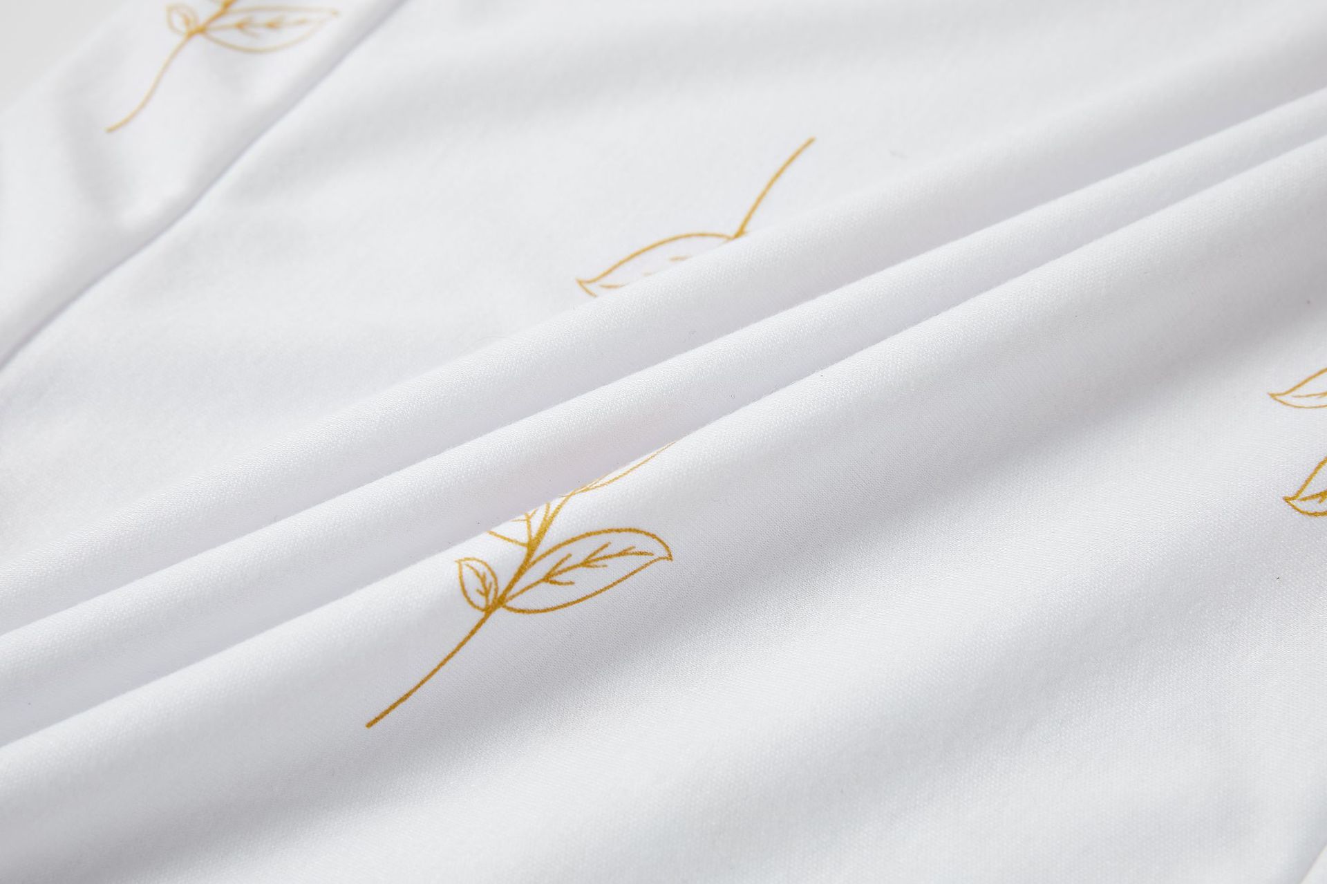 Enas royal royallatex high and low massage granule latex pillow can be licensed as a km002HP Enas royal royallatex high and low massage granule latex pillow can be licensed as a km002HP