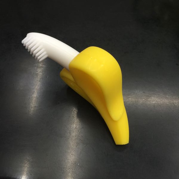 High Quality Environmentally Safe Baby Teether Teething Ring babies Banana Silicone Toothbrush deciduous tooth brush High Quality Environmentally Safe Baby Teether Teething Ring babies Banana Silicone Toothbrush deciduous tooth brush