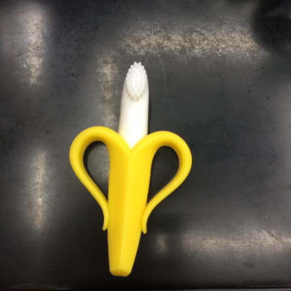 High Quality Environmentally Safe Baby Teether Teething Ring babies Banana Silicone Toothbrush deciduous tooth brush