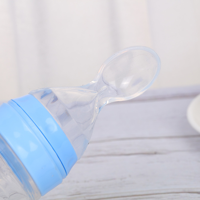 New creative baby soft spoon head rice paste bottle baby training squeeze bottle spoon child feeding bottle New creative baby soft spoon head rice paste bottle baby training squeeze bottle spoon child feeding bottle