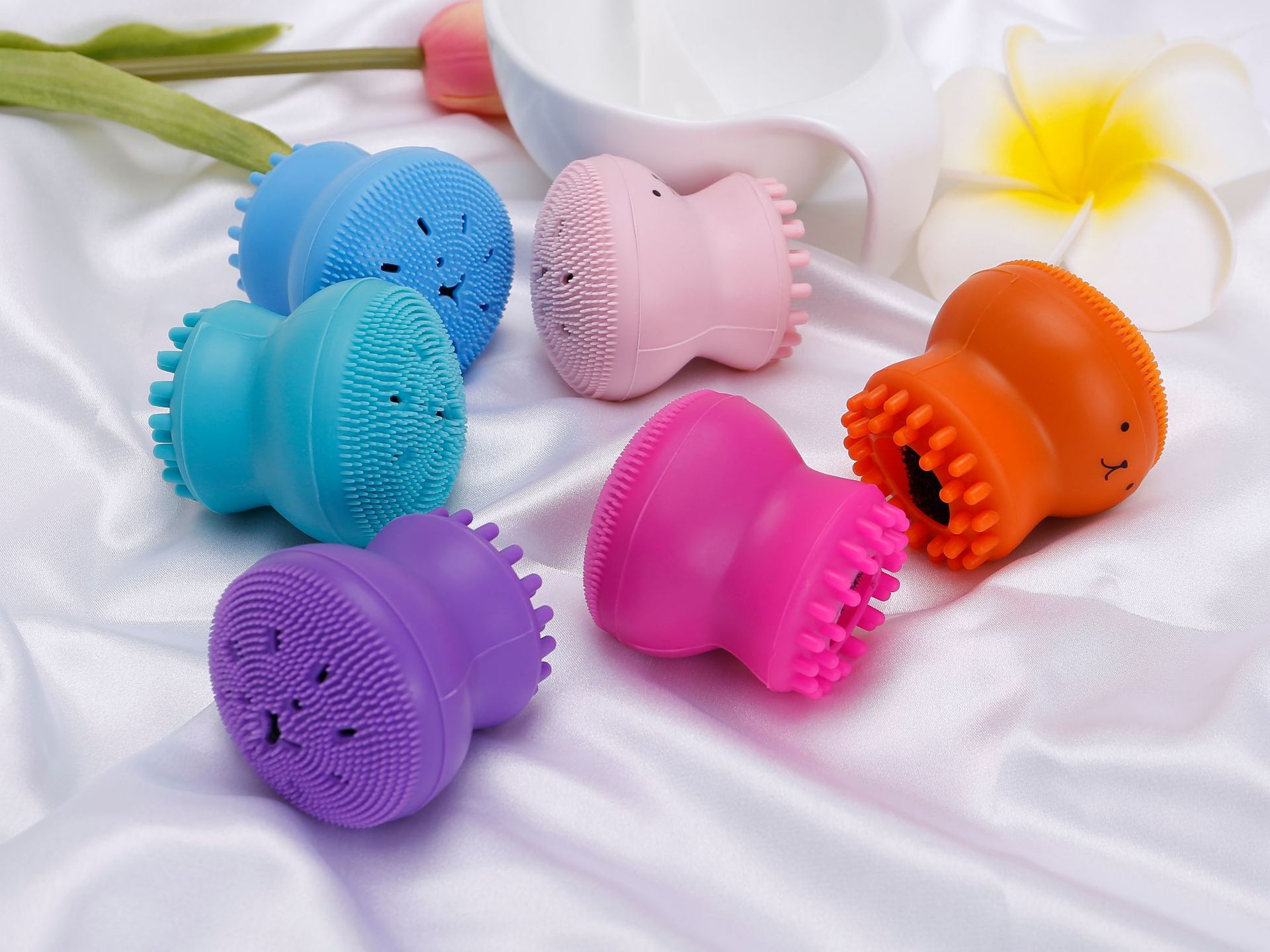 Silicone Small Octopus Facial Brush Silicone Gel Cleansing System Facial Brush Facial Brush Shampoo Brush
