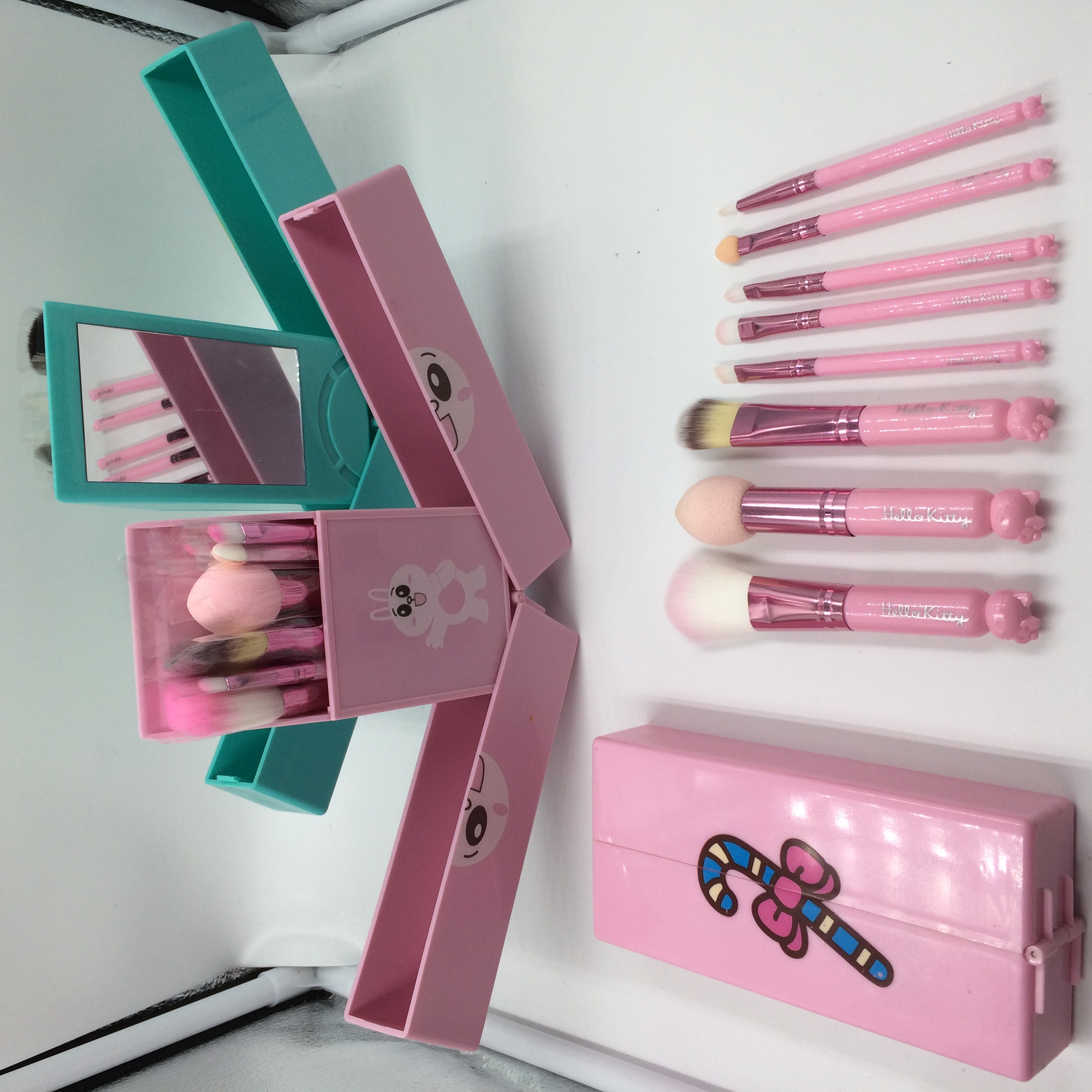 Shampoo sets of Portable beauty brushes