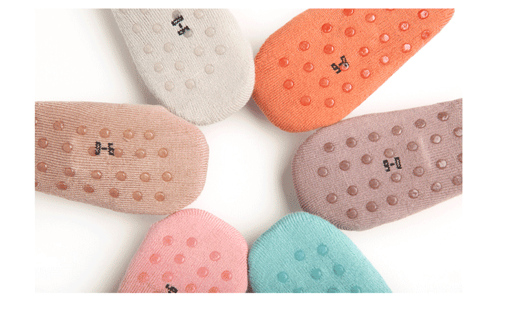 Autumn winter children socks floor socks cartoon animal full cotton wool loop thickened infant socks Autumn winter children socks floor socks cartoon animal full cotton wool loop thickened infant socks