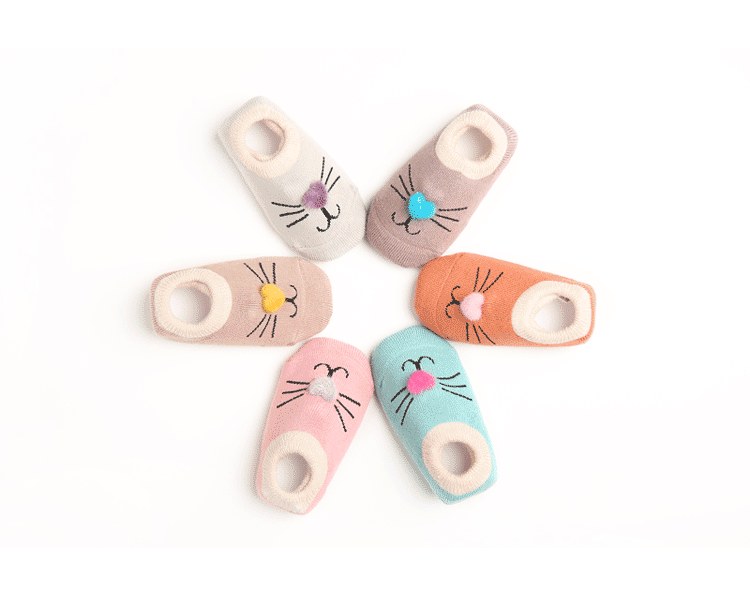 Autumn winter children socks floor socks cartoon animal full cotton wool loop thickened infant socks Autumn winter children socks floor socks cartoon animal full cotton wool loop thickened infant socks