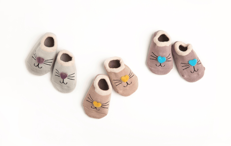 Autumn winter children socks floor socks cartoon animal full cotton wool loop thickened infant socks Autumn winter children socks floor socks cartoon animal full cotton wool loop thickened infant socks