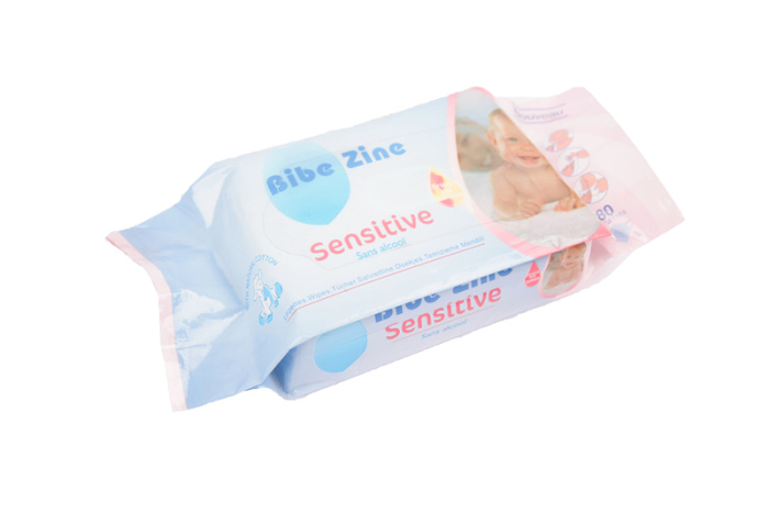 Baby's wet tissue draw-out wet tissue Baby's wet tissue draw-out wet tissue