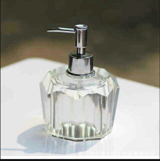 Hotel KTV crystal hand sanitizer bottle soap bottle glass hand sanitizer bottle shampoo bath lotion bottle Bathroom bath Hotel KTV crystal hand sanitizer bottle soap bottle glass hand sanitizer bottle shampoo bath lotion bottle Bathroom bath