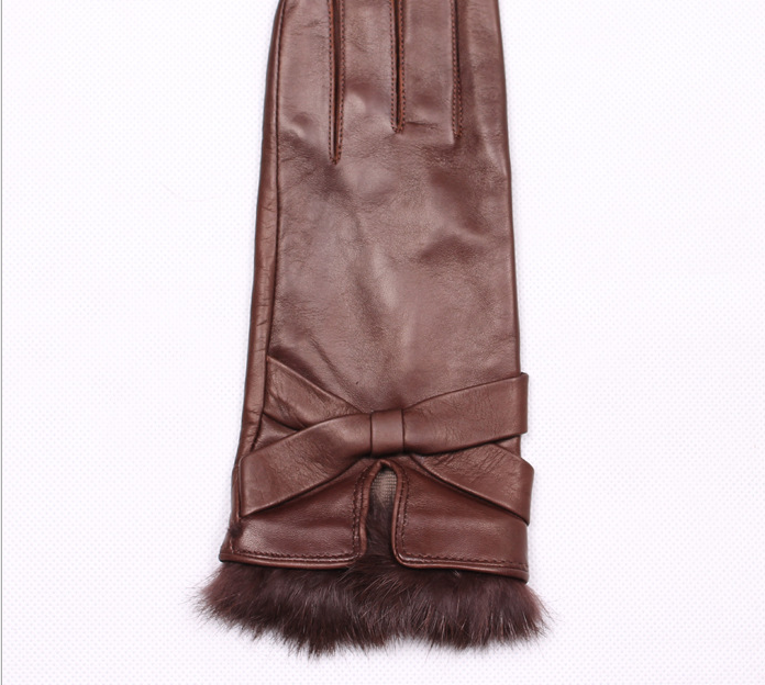 Women&#039;s medium and long soft warmth imported sheepskin/leather gloves imported from Britain