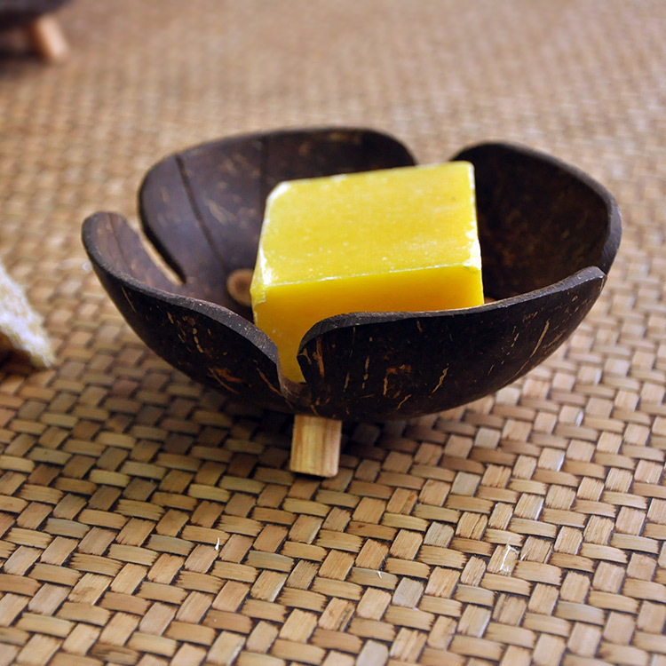 Thailand imported wooden handicraft soap box Coconut shell soap box Creative household soap box wholesale 140231 Thailand imported wooden handicraft soap box Coconut shell soap box Creative household soap box wholesale 140231