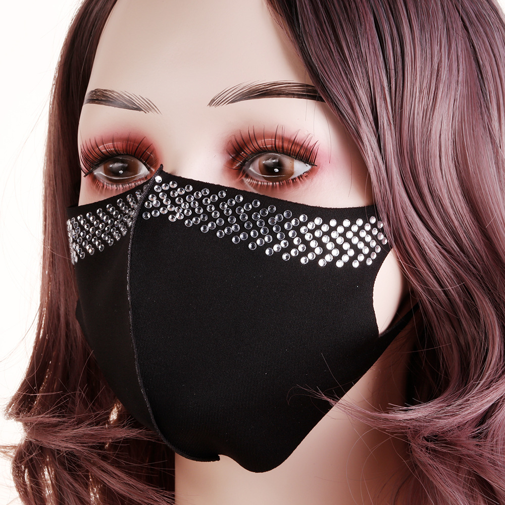 Fashion Design Hot Rhinestone Ice Silk Star Mask Fashion Warm Keeping Three-Dimensional Dust Mask