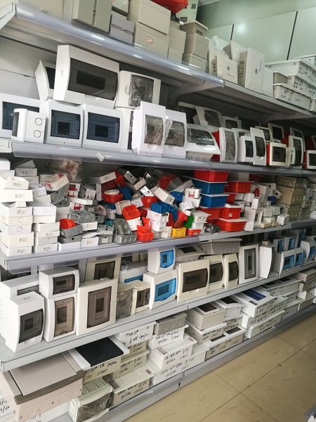 Factory Direct Sales Yaki Brand Electronic Digital Display Meter LED Screen Factory Direct Sales Yaki Brand Electronic Digital Display Meter LED Screen